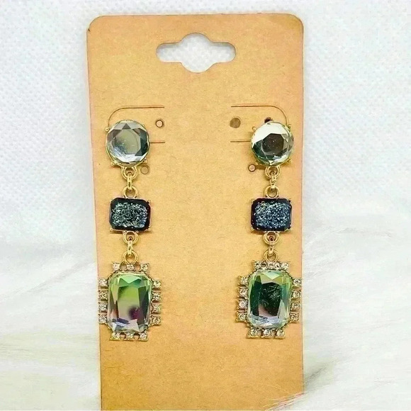 Statement Earrings - Picture 2 of 3